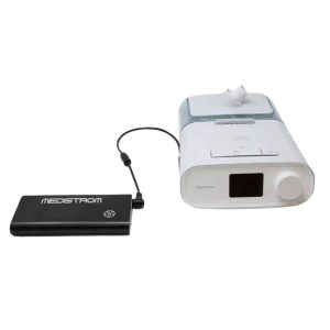Philips DreamStation CPAP Machine connected to the Medistrom Pilot Flex CPAP Battery | CPAP.co.uk